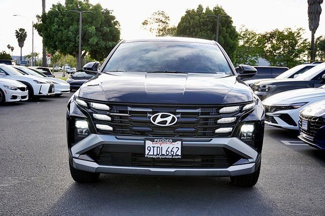 Certified 2025 Hyundai Tucson SE image 5