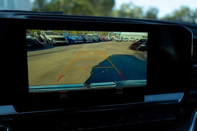 Used 2024 GMC Sierra 1500 Elevation image 23