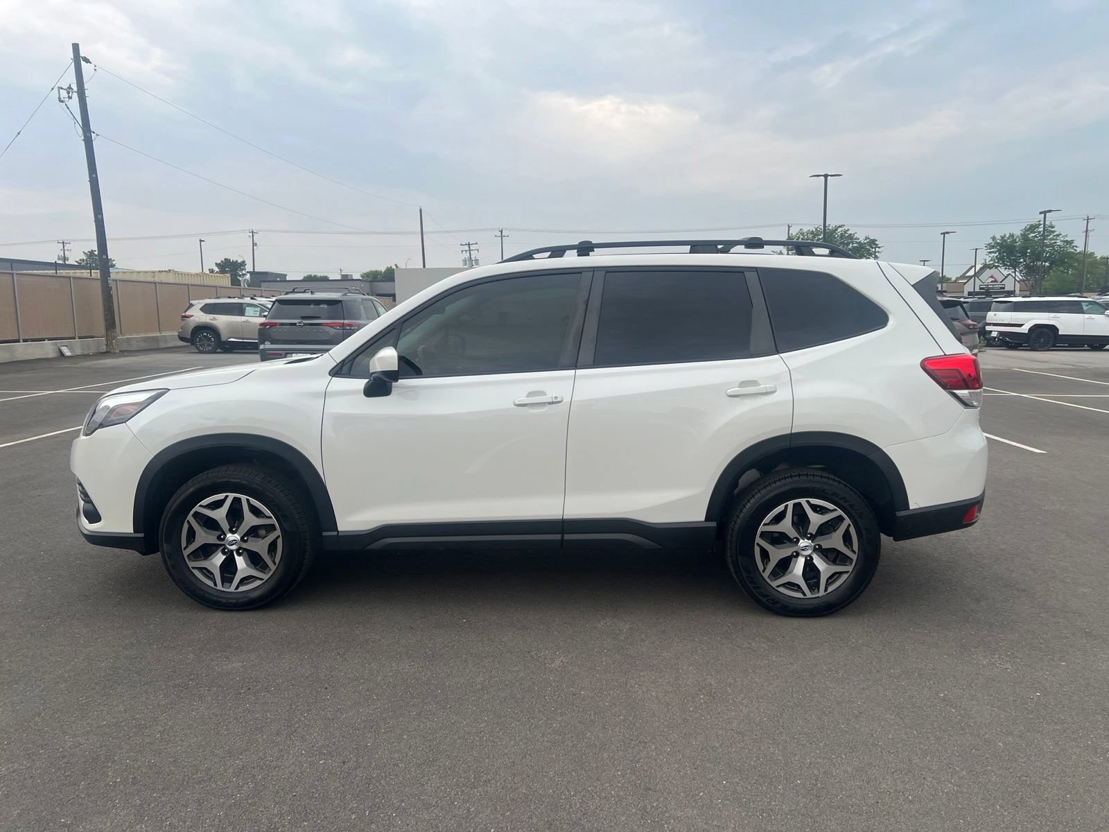 Used 2022 Subaru Forester Premium AWD/4WD image 6