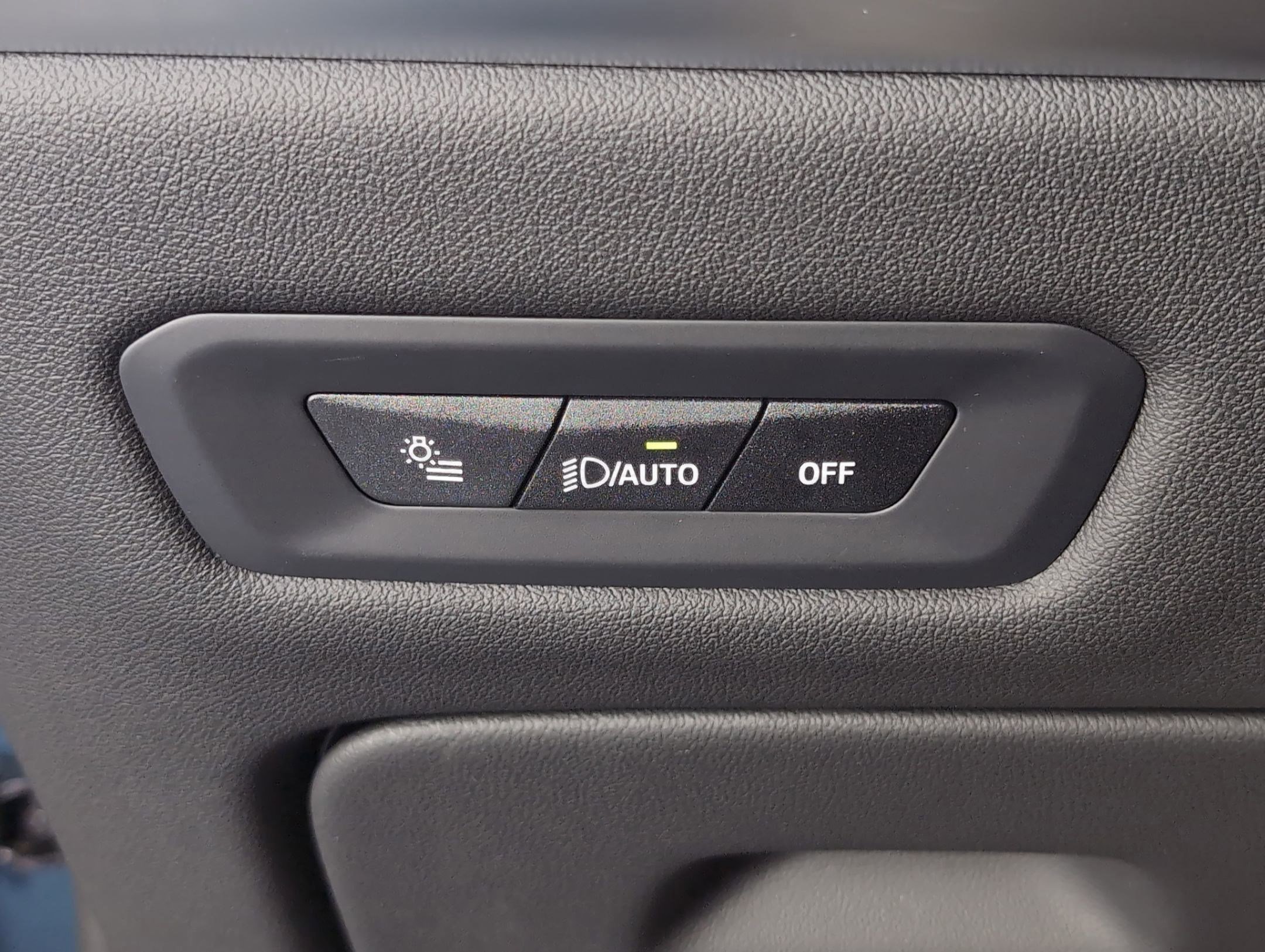 Used 2026 BMW X5 sDrive40i image 27