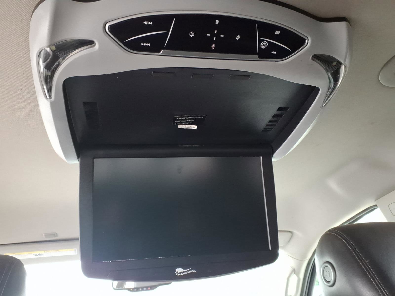 Used 2013 Chevrolet Traverse LT w/ LPO, 'HIT The Road' Package FWD image 13