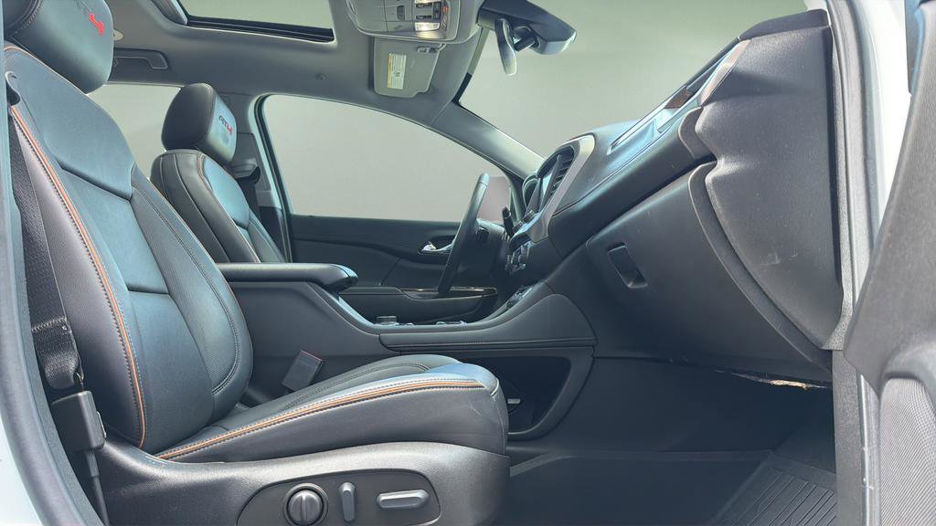 Used 2023 GMC Acadia AT4 w/ Technology Package image 11