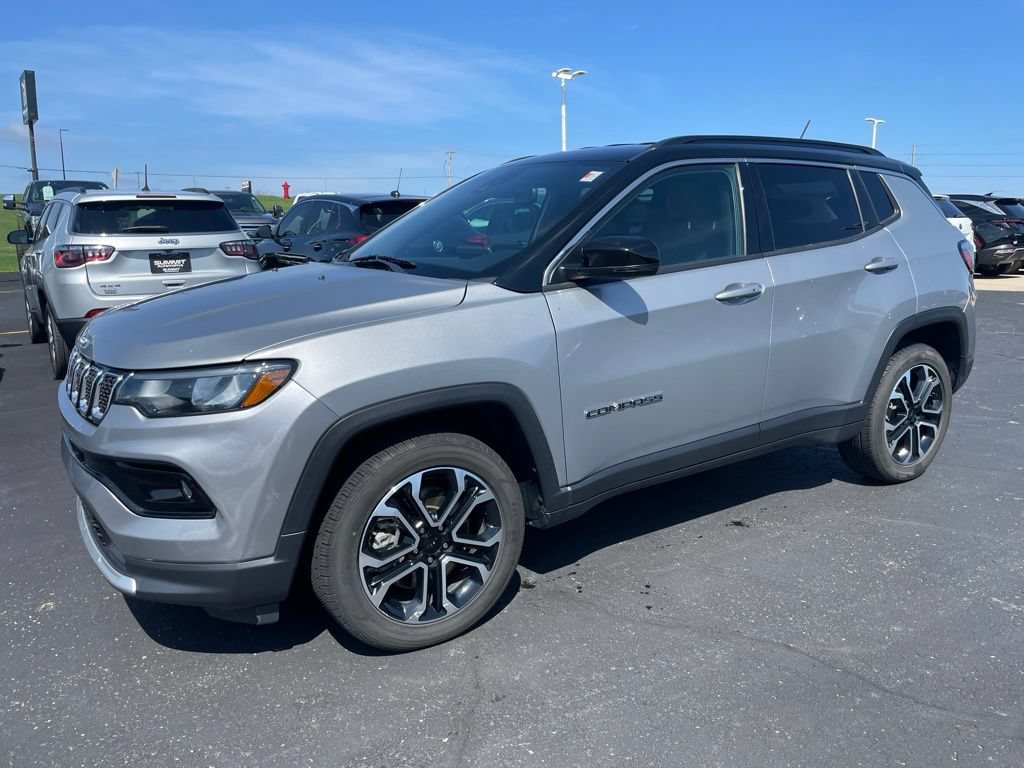 Used 2023 Jeep Compass Limited AWD/4WD image 6