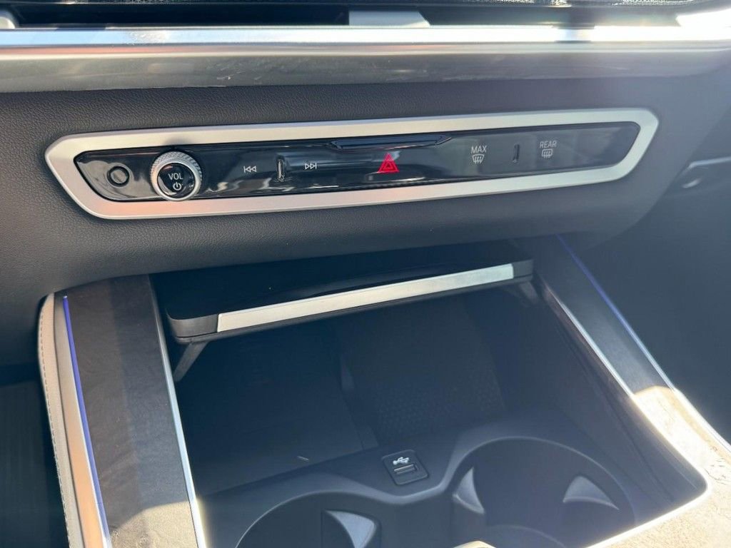 Used 2025 BMW X5 xDrive40i w/ Premium Package image 19