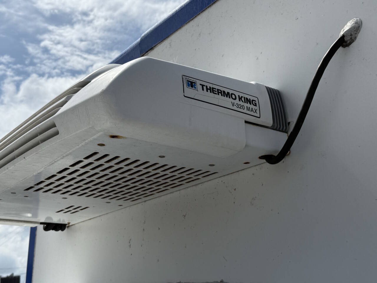 Used 2024 Ford E-350 and Econoline 350 Super Duty w/ Power Windows & Locks Group RWD image 15
