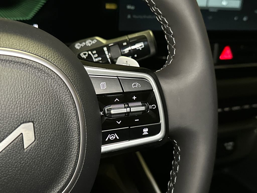New 2026 Kia Carnival LXS FWD image 21