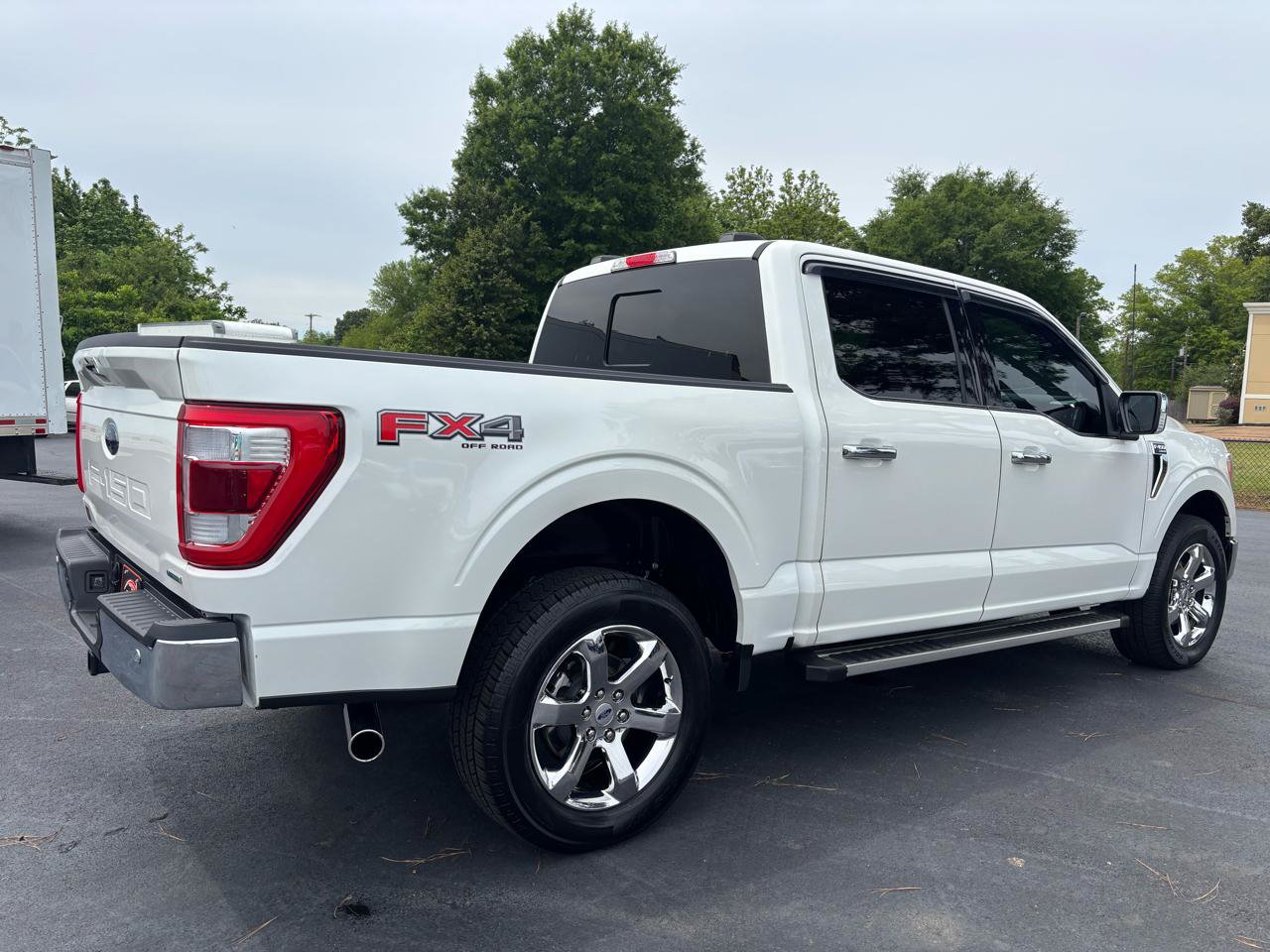 Used 2022 Ford F150 Lariat AWD/4WD image 6