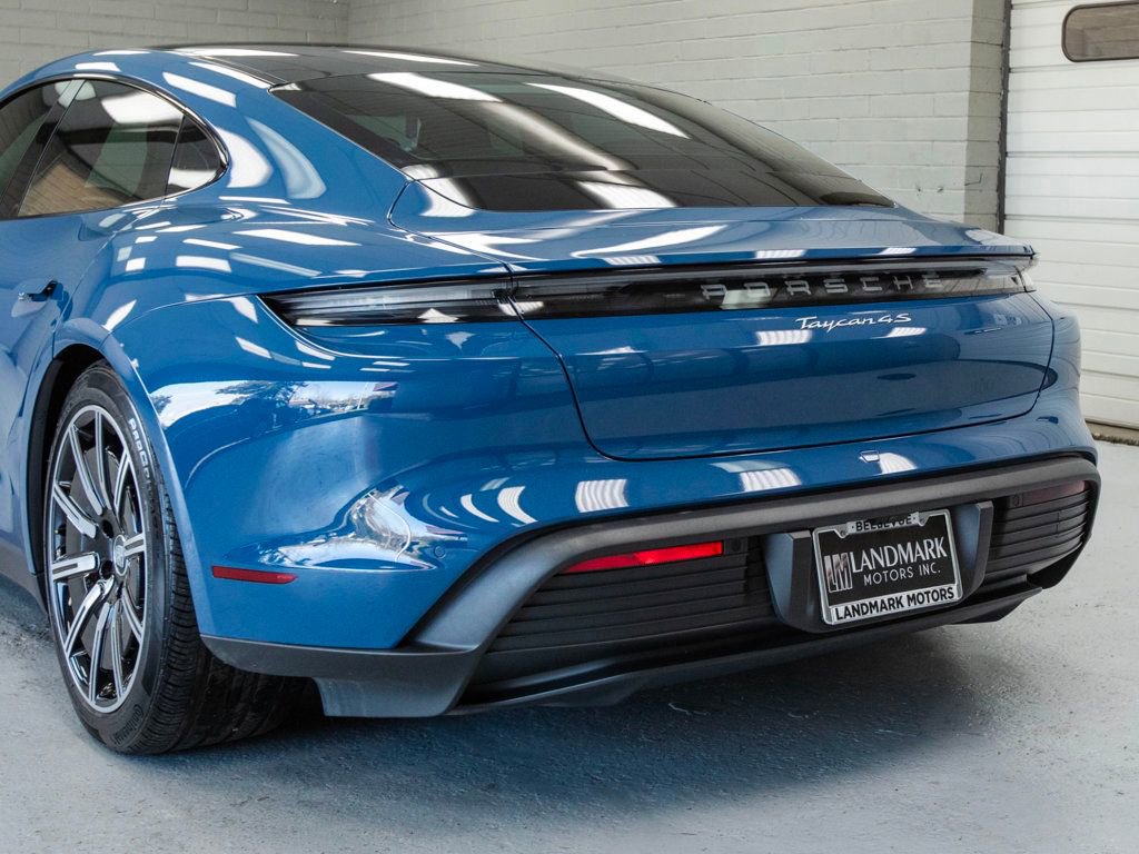 Used 2022 Porsche Taycan 4S image 45