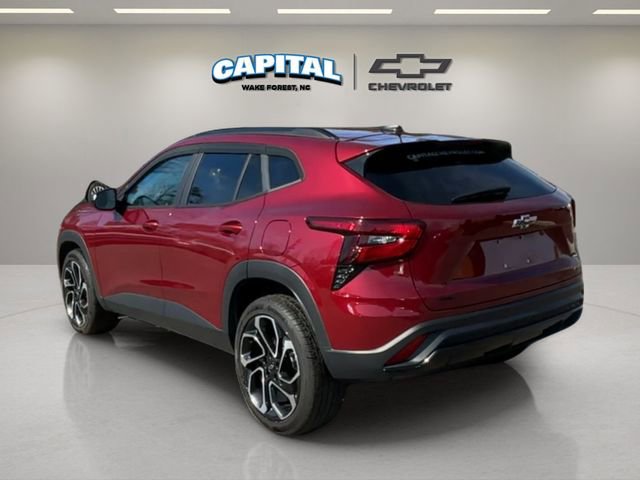 Certified 2024 Chevrolet Trax RS w/ Driver Confidence Package image 3