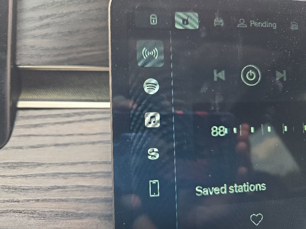 Used 2022 Rivian R1S Launch Edition AWD/4WD image 26