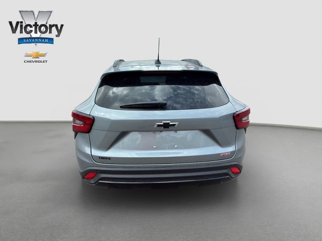 New 2026 Chevrolet Trax RS w/ Sunroof Package FWD image 6