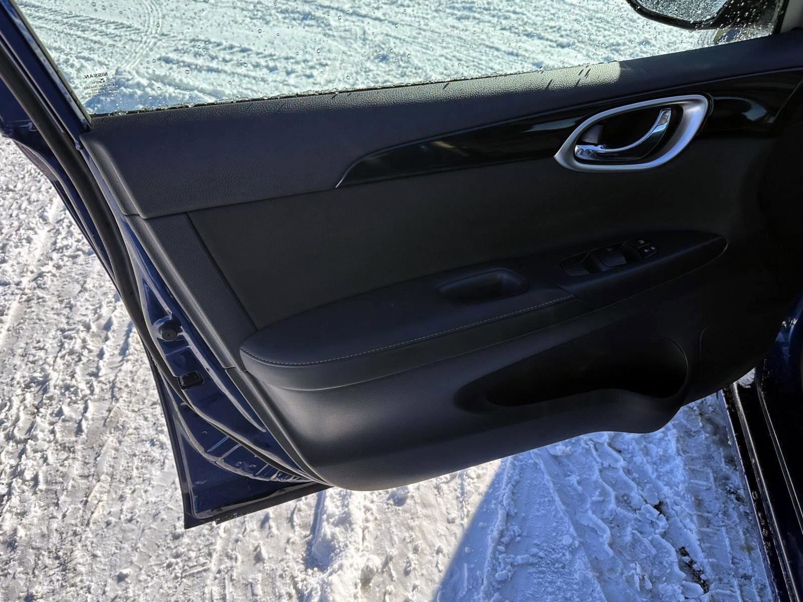 Used 2019 Nissan Sentra SV w/ Special Edition Package image 14