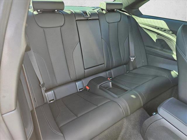 Used 2025 BMW M240i Coupe w/ Parking Assistance Package image 19