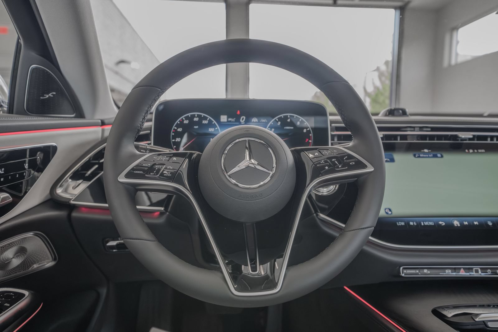 Used 2026 Mercedes-Benz E 350 4MATIC Sedan image 9