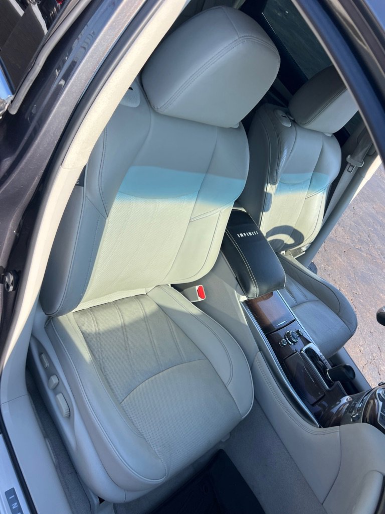 Used 2015 INFINITI Q70 L 3.7 w/ Deluxe Touring Package image 21