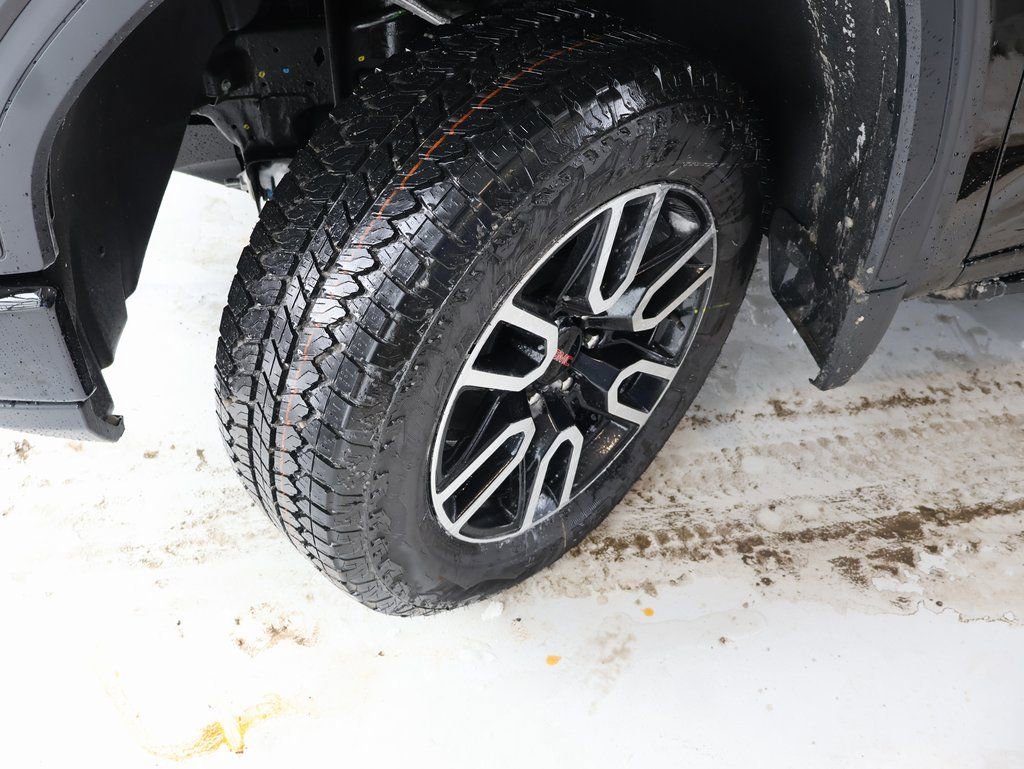 New 2026 GMC Sierra 1500 AT4 w/ Technology Package image 48