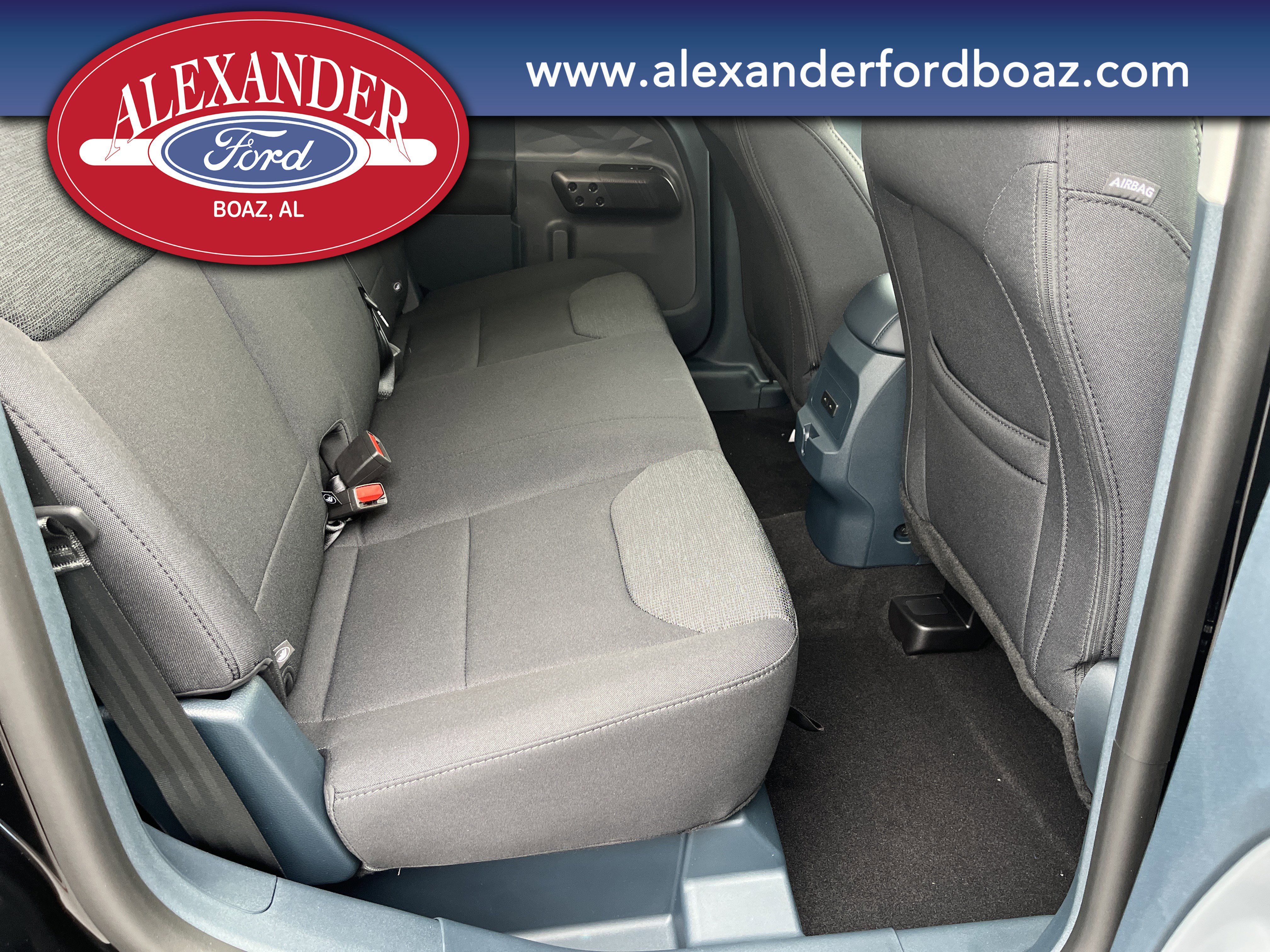 New 2025 Ford Maverick XL image 17