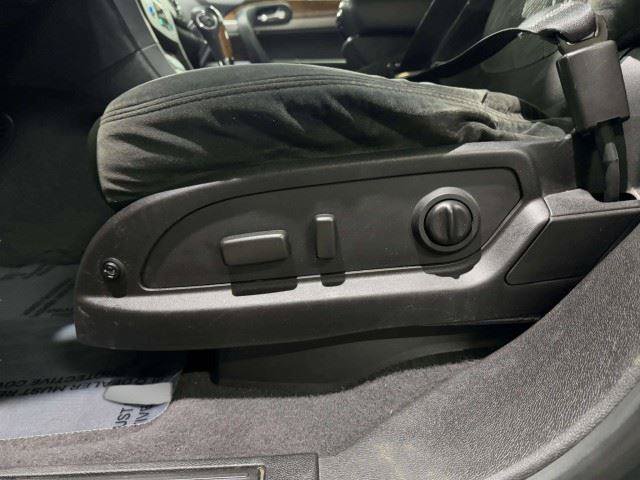 Used 2011 Buick Enclave CX FWD image 24