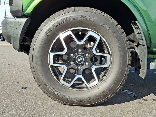 Used 2022 Ford Bronco Outer Banks AWD/4WD image 8