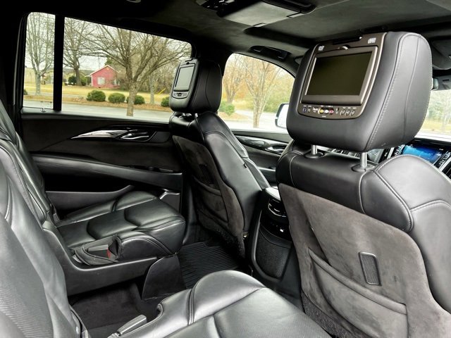 Used 2019 Cadillac Escalade ESV Platinum image 20