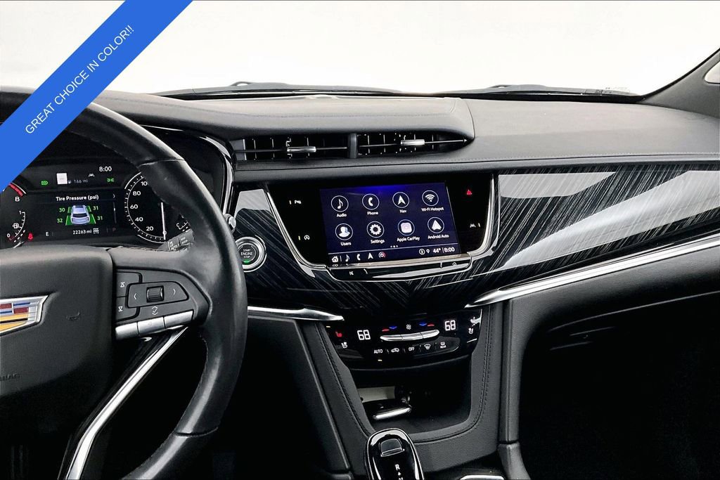 Used 2025 Cadillac XT6 Premium Luxury image 9