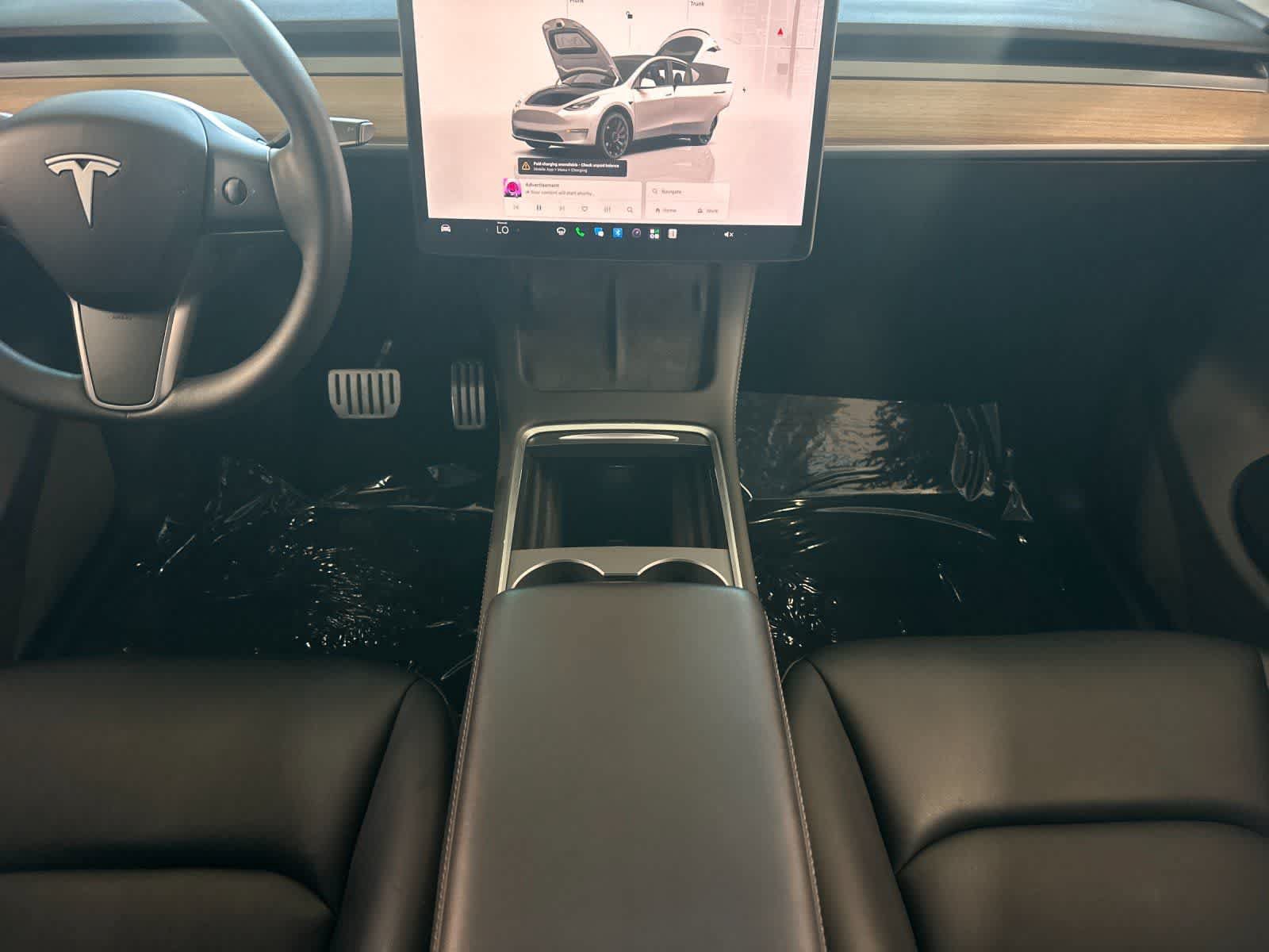 Used 2023 Tesla Model Y Performance AWD/4WD video 4