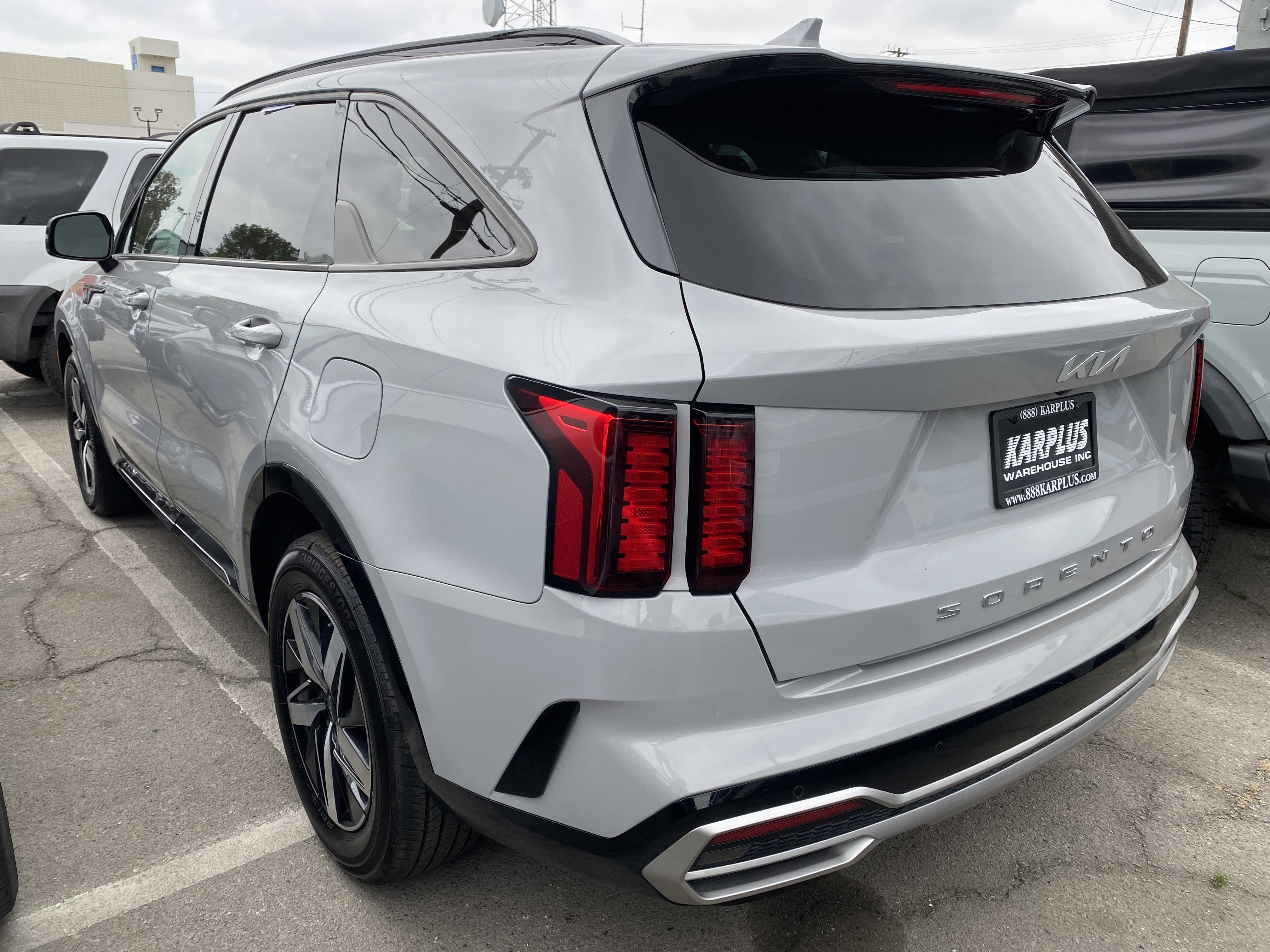 Used 2022 Kia Sorento EX FWD image 11