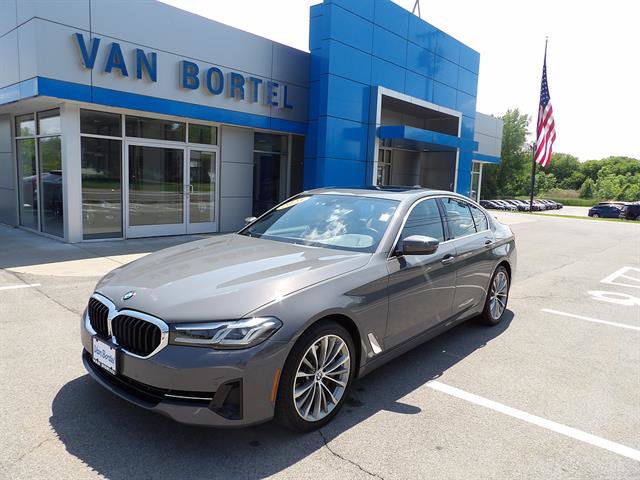 Used 2022 BMW 540i xDrive w/ Convenience Package AWD/4WD image 1