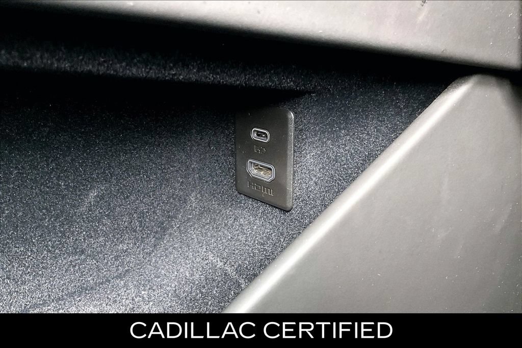Certified 2025 Cadillac Escalade ESV Sport Platinum AWD/4WD image 35