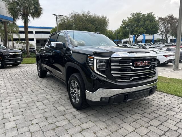 Used 2026 GMC Sierra 1500 SLT RWD image 17