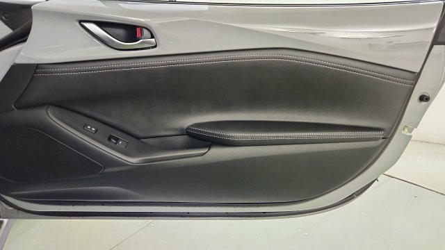 New 2026 MAZDA MX-5 Miata Club w/ Weather Package RWD image 29