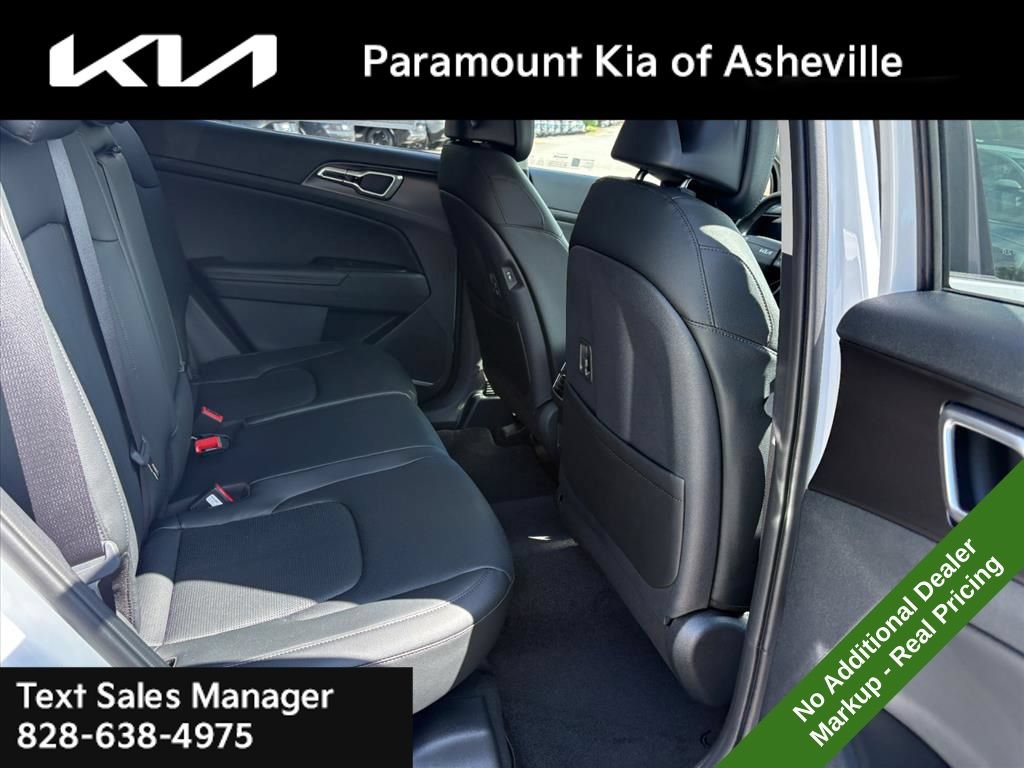New 2026 Kia Sportage EX FWD image 22
