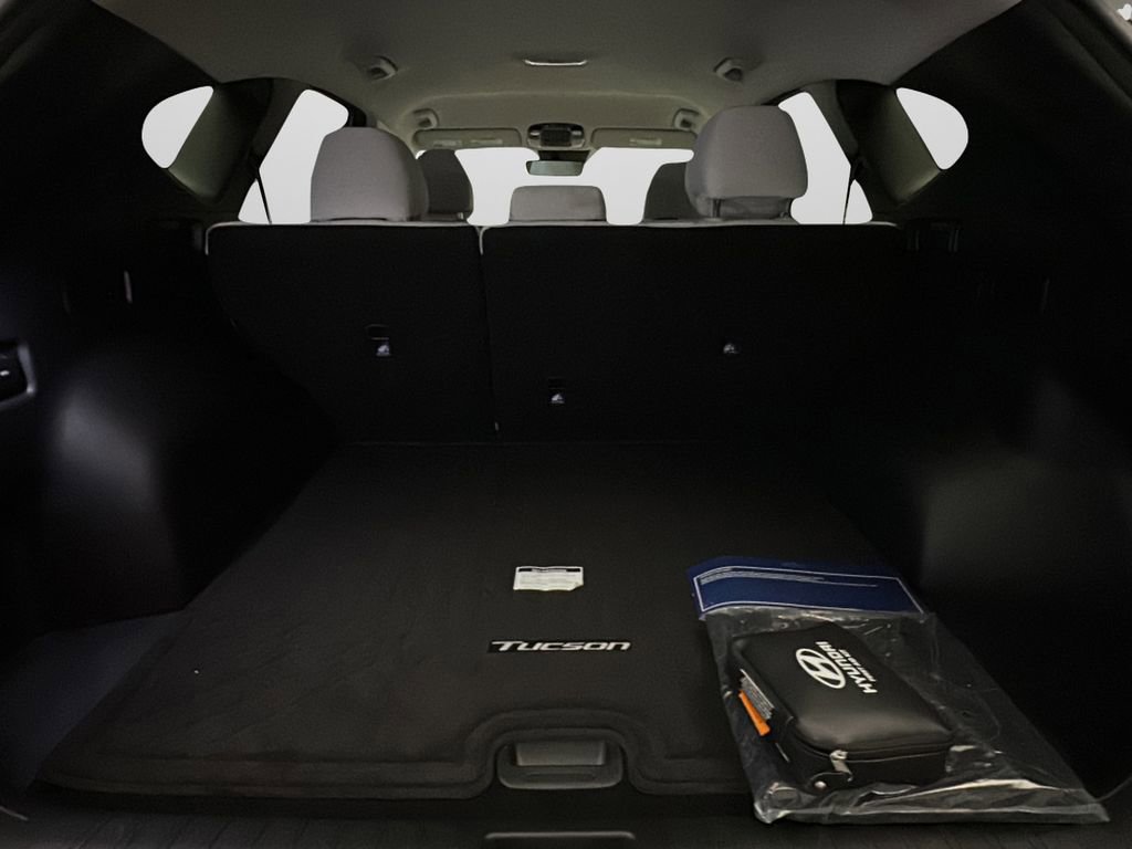 Certified 2025 Hyundai Tucson SEL image 17