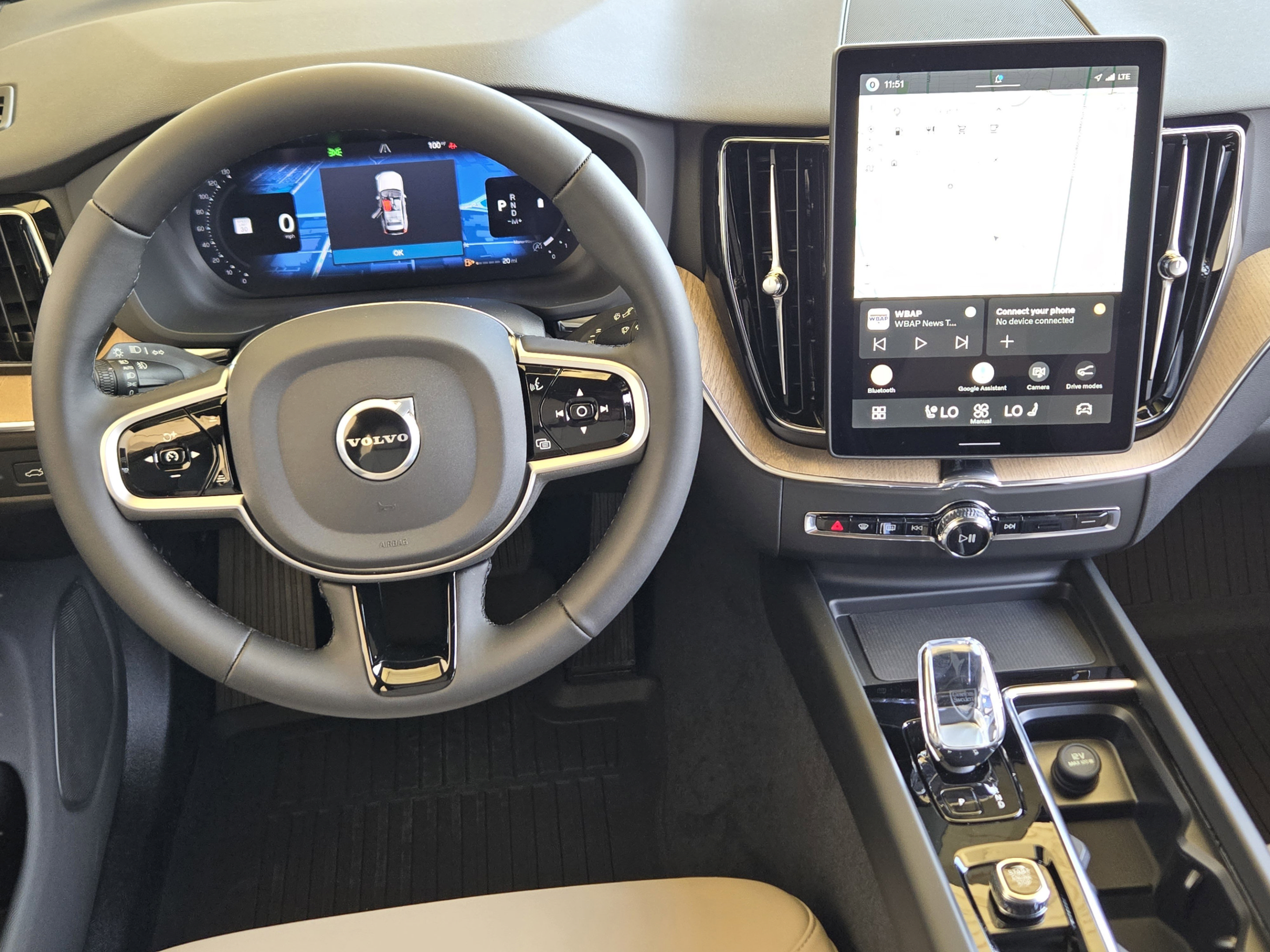 New 2026 Volvo XC60 B5 Plus w/ Protection Package Premier AWD/4WD image 22