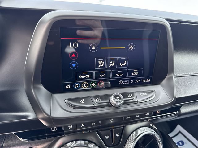 Used 2021 Chevrolet Camaro LT w/ Technology Package image 19