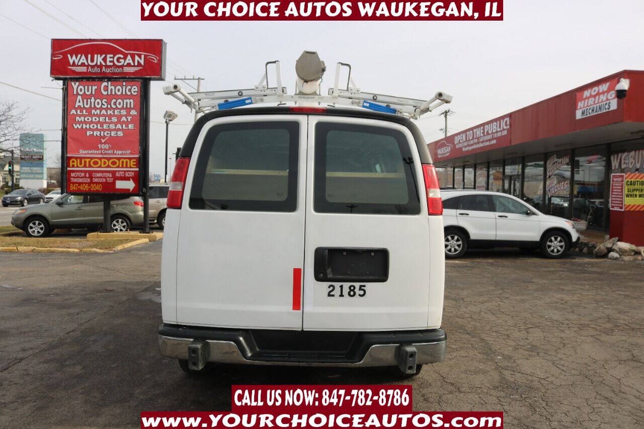 Used 2017 GMC Savana 2500 RWD image 6