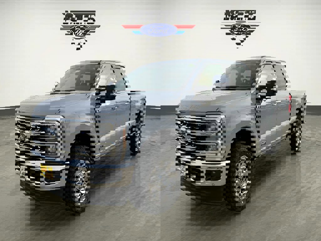 New 2026 Ford F350 Lariat w/ Lariat Ultimate Package