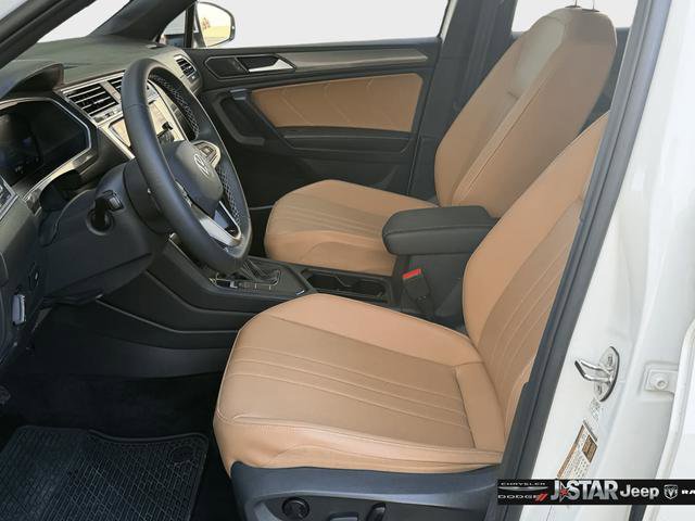 Used 2023 Volkswagen Tiguan SE image 9