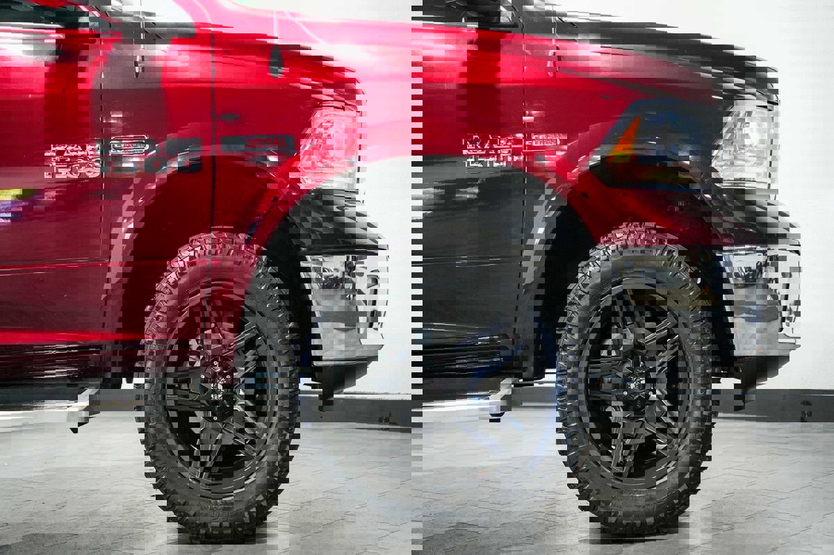 Used 2018 RAM 1500 Laramie image 8