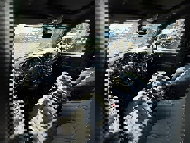 New 2026 Chrysler Pacifica Select image 17