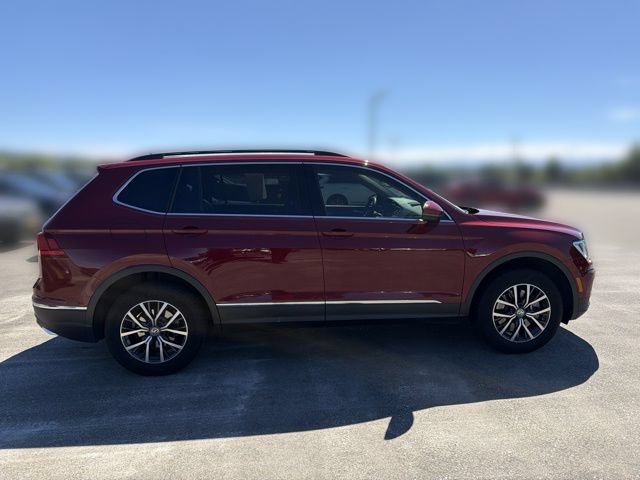 Used 2020 Volkswagen Tiguan SE w/ Panoramic Sunroof Package AWD/4WD image 9
