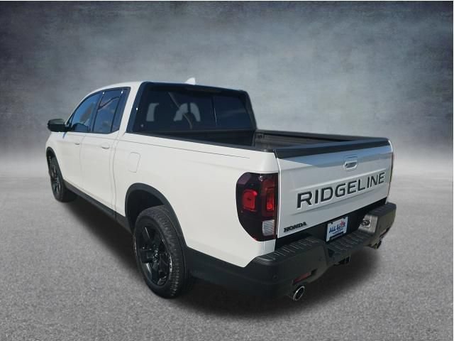 Used 2025 Honda Ridgeline Black Edition image 5