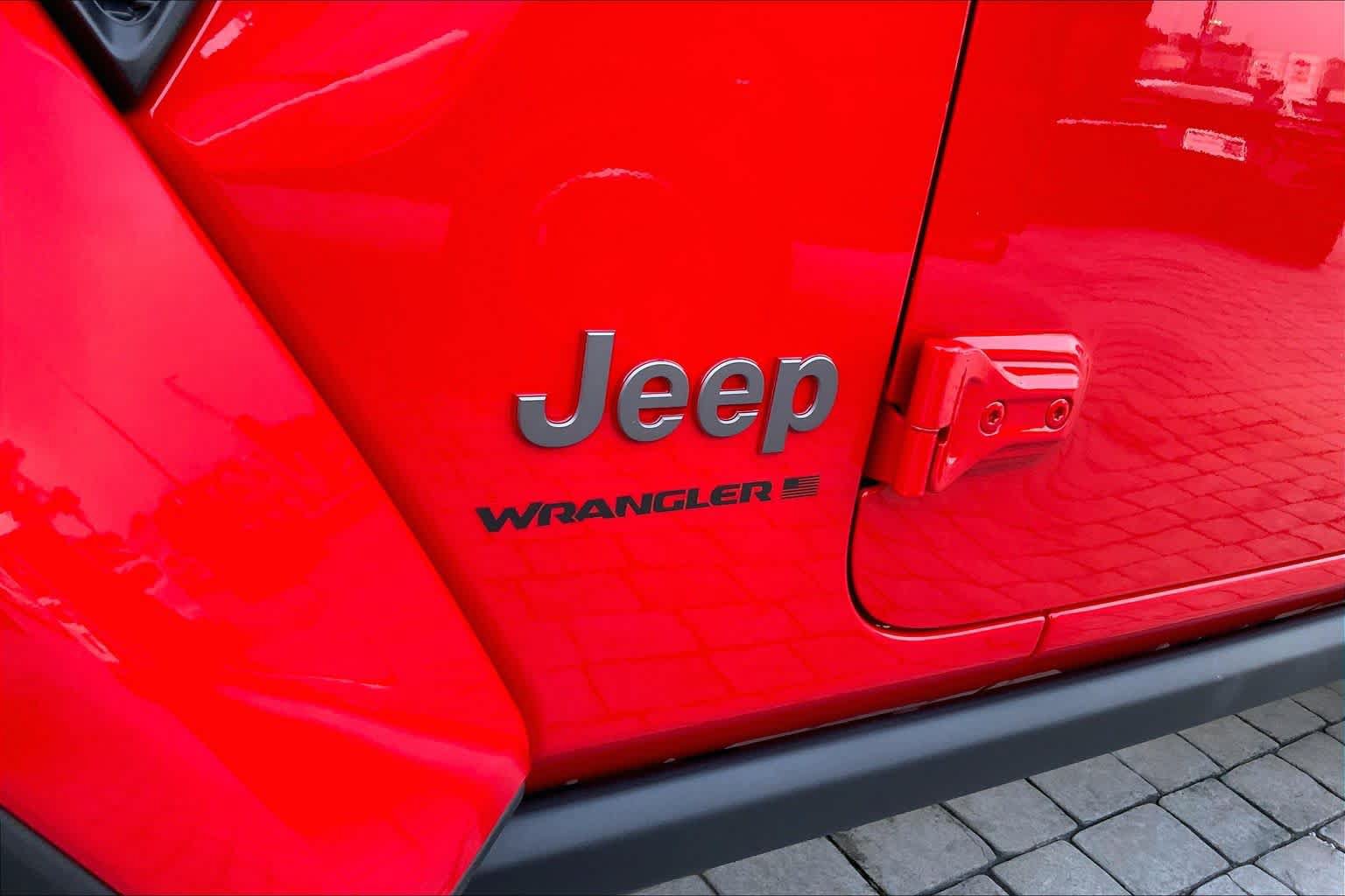 Used 2026 Jeep Wrangler Unlimited Rubicon AWD/4WD image 9