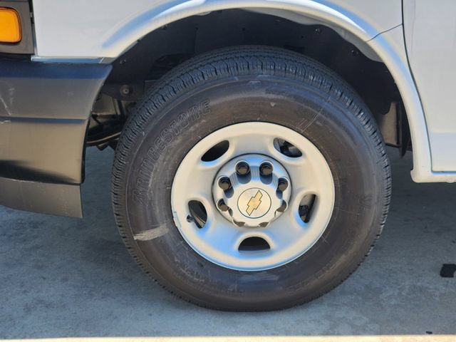 New 2025 Chevrolet Express 2500 Extended w/ Driver Convenience Package RWD image 16