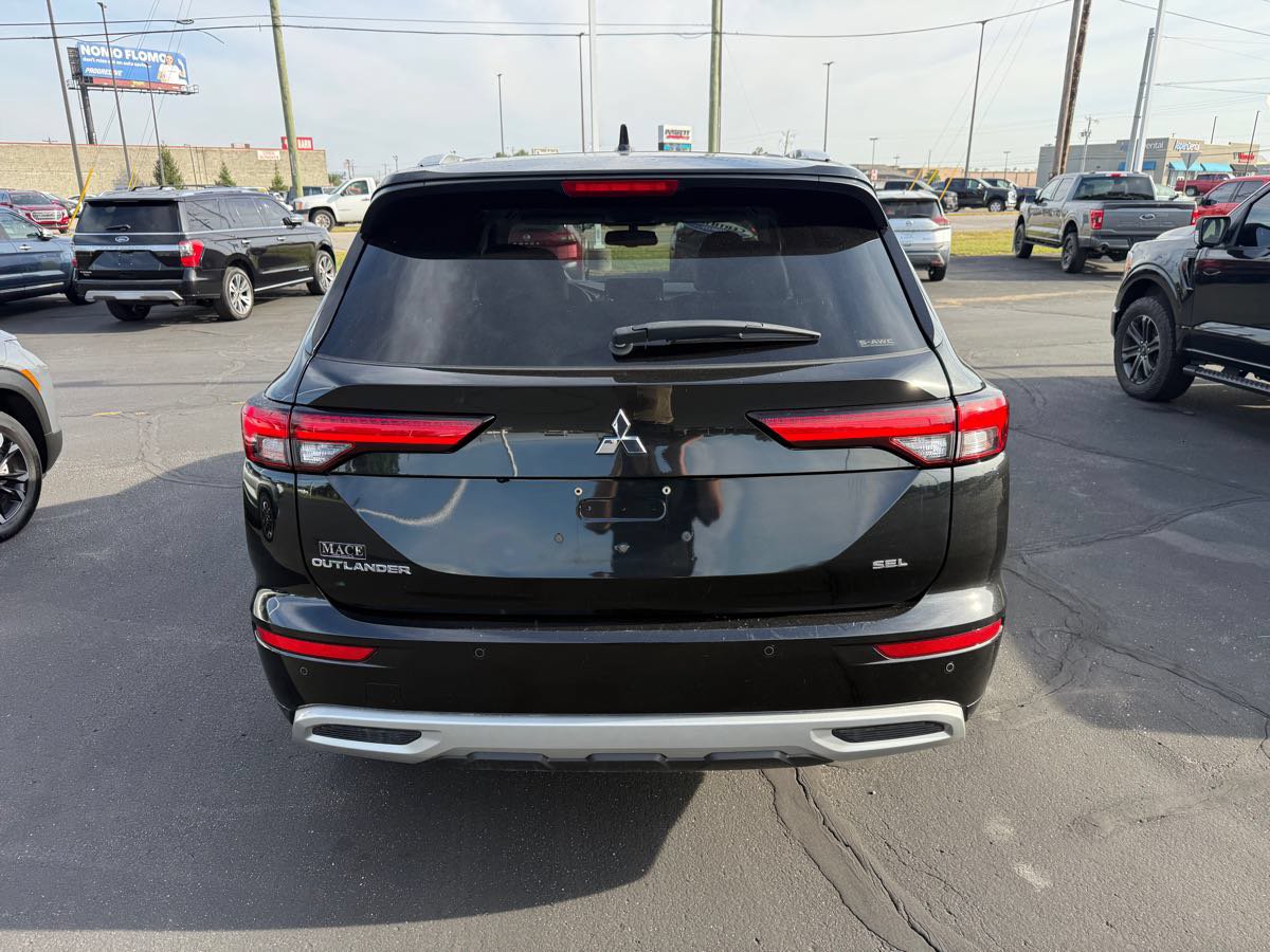 Used 2024 Mitsubishi Outlander SEL AWD/4WD image 5