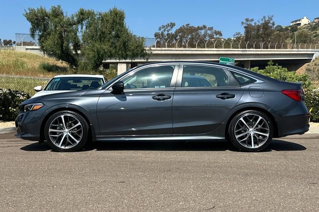 Used 2023 Honda Civic Touring image 9