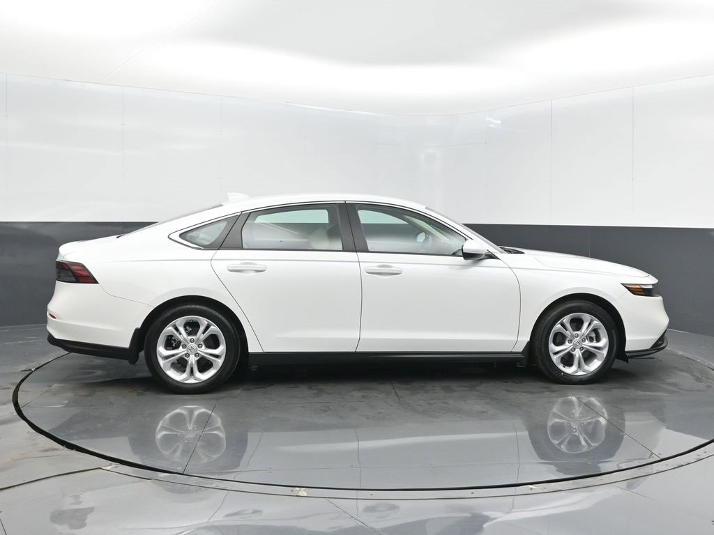 Certified 2024 Honda Accord LX image 25