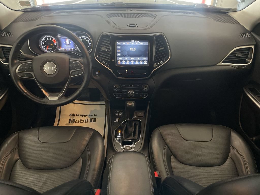 Used 2020 Jeep Cherokee Limited AWD/4WD image 13