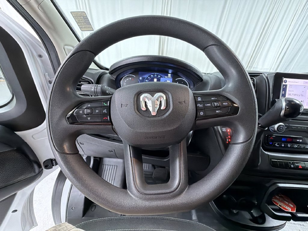 Used 2025 RAM ProMaster 2500 w/ U-Haul Equipment Group FWD image 27