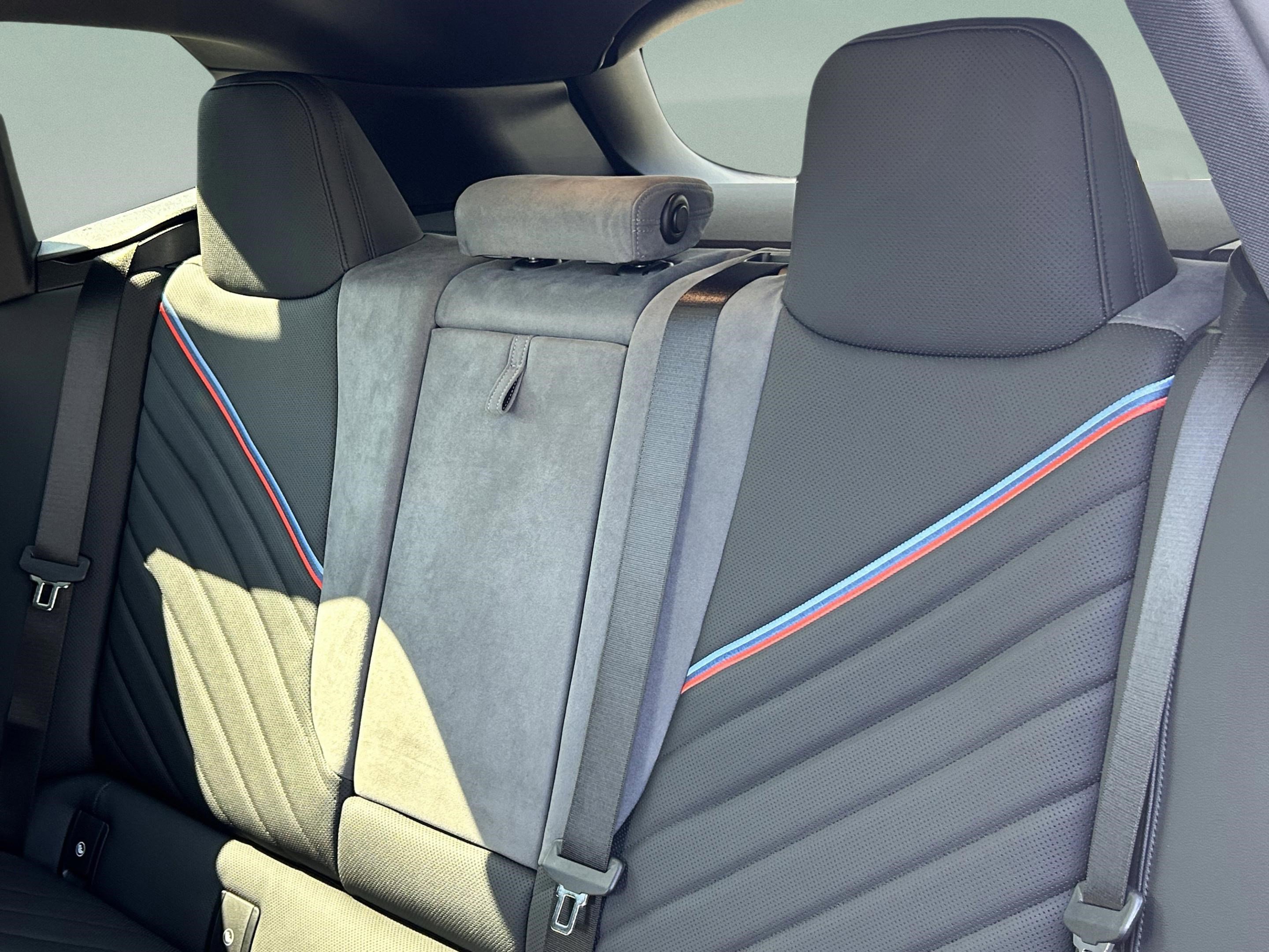 Used 2026 BMW iX xDrive60 w/ M Sport Package image 30